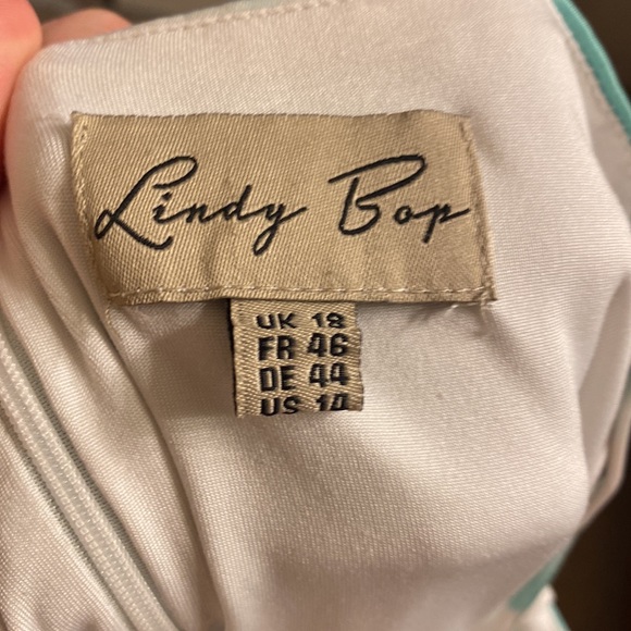 LINDY BOP Marlene Dress is Riviera Print - Picture 4 of 4